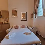 Reginamilanobnb In Porta Romana *
